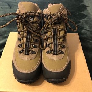 *new* Merrell REI hiking boots